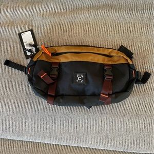 Never used NWT CONVERSE Fanny Pack
